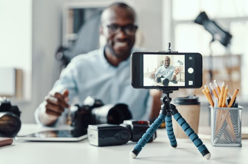 From Phone to Vlogging Camera: When Is It Time to Upgrade Your Setup?