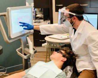 How Family Dentistry Uses Technology To Personalize Care