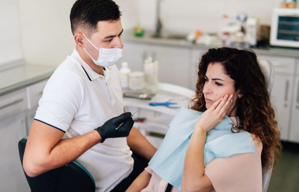 How Dentists Assess Sensitivity Caused By Temperature Changes